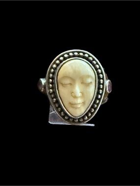 Sterling 💜 Carved Bone Finish Face Amethyst  Ring with Beaded